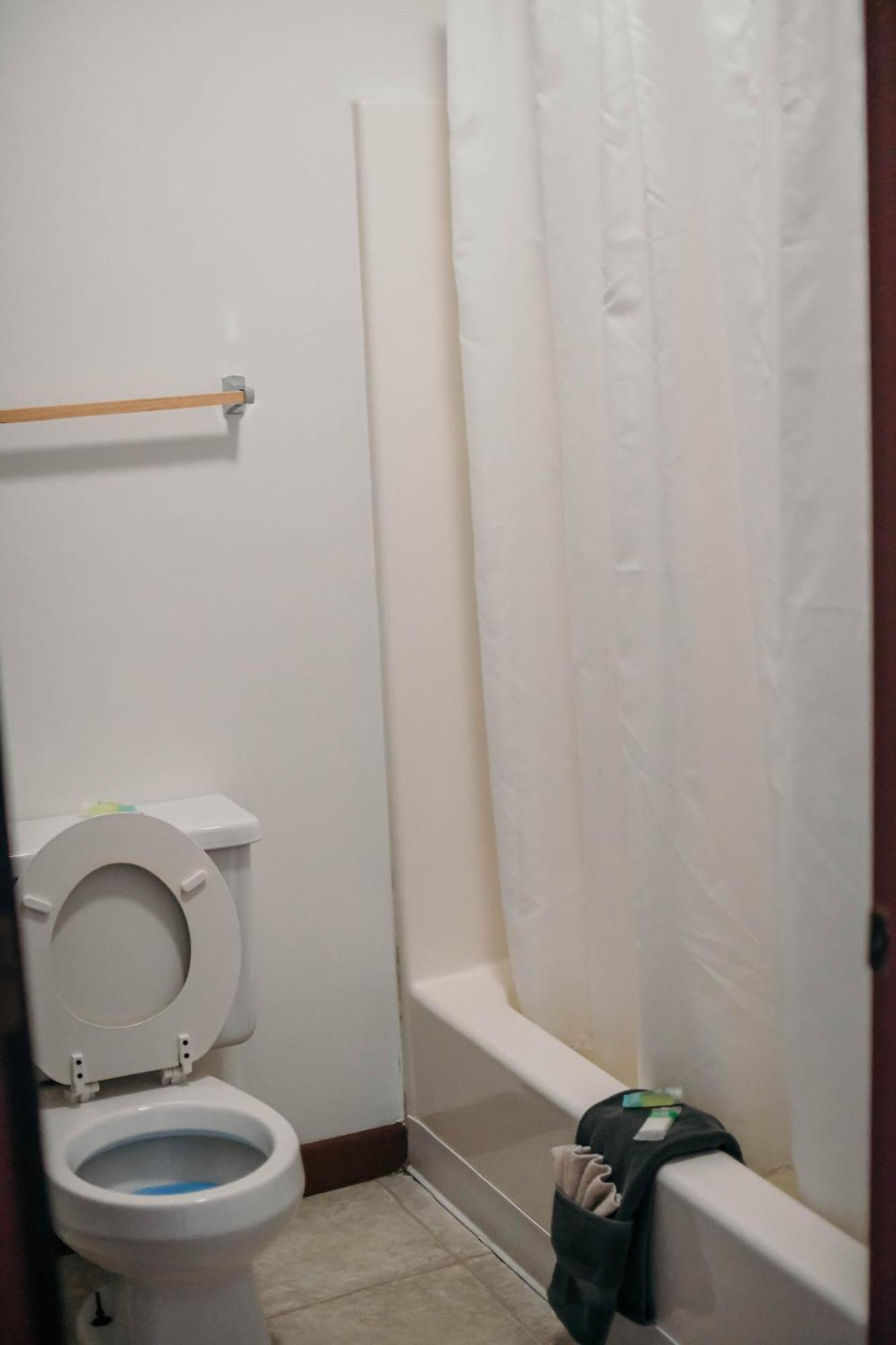 Briarwood Motor Inn Лінкольн Екстер'єр фото